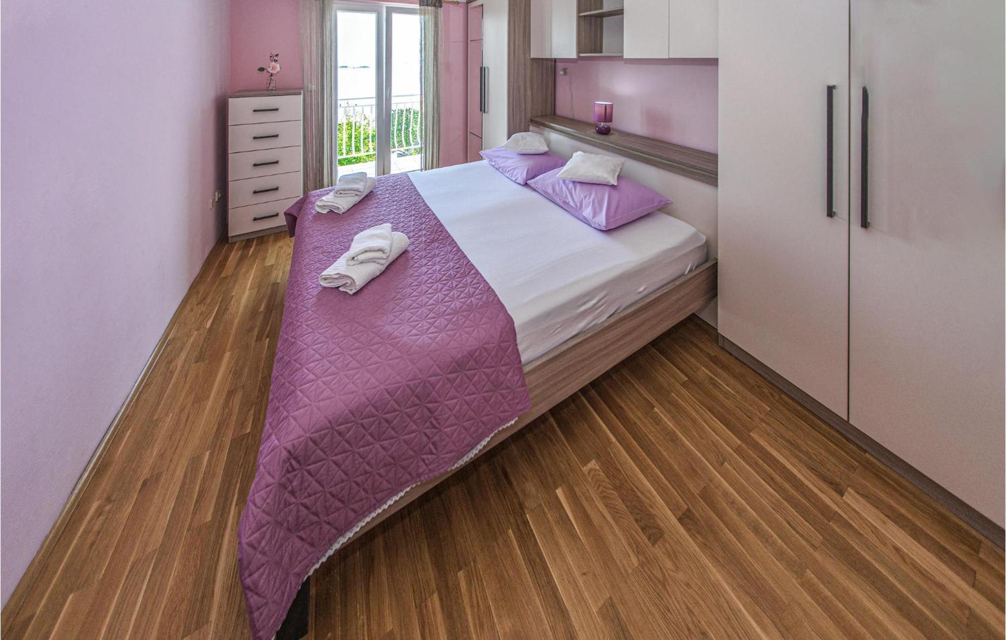 3 Bedroom Lovely Home In Plat Mlini Exteriér fotografie